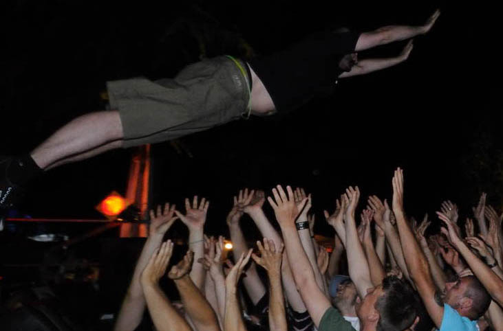 http://www.rockfamily.it/public/mkportal/blog/images/42saltooo.jpg